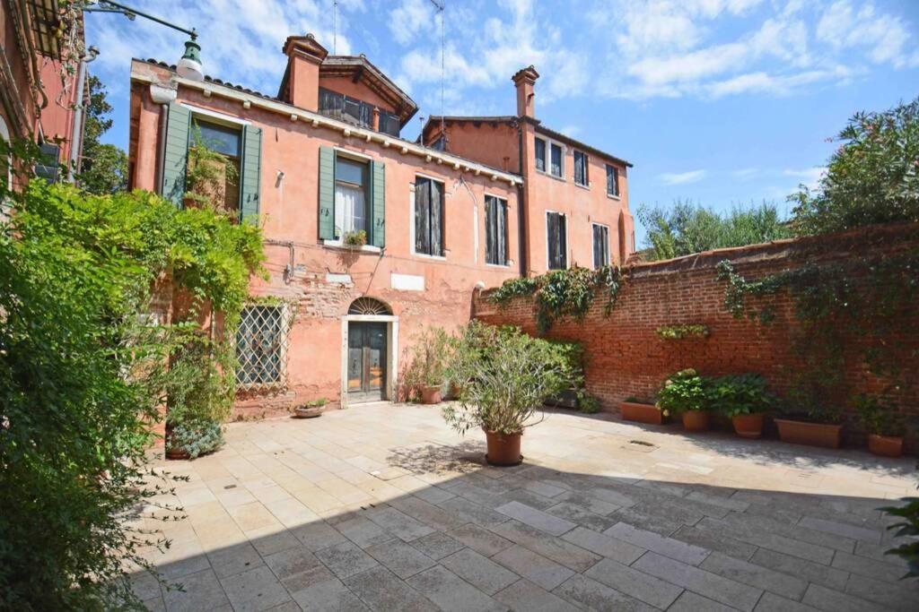 Zattere Cottage Close To Guggenheim Venise Extérieur photo
