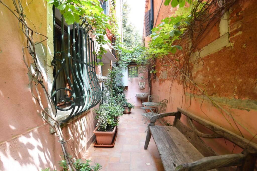 Zattere Cottage Close To Guggenheim Venise Extérieur photo