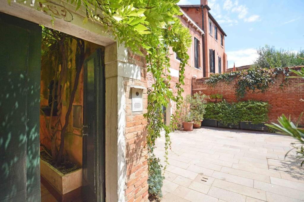 Zattere Cottage Close To Guggenheim Venise Extérieur photo